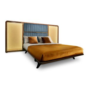 Bett / queen size / originelles Design / Kopfteil / Stoff