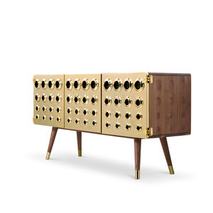 Sideboard mit hohen Beinen