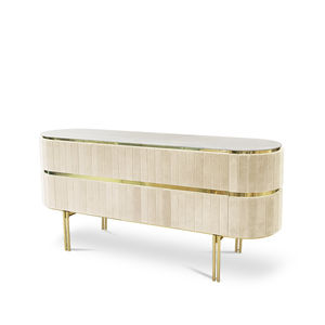 Sideboard mit hohen Beinen 1