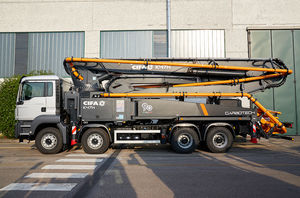 mobile Betonpumpe / LKW-montiert