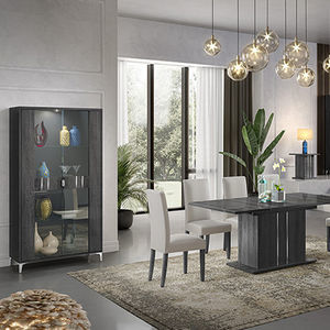 moderne Vitrine