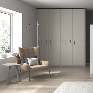 moderner Kleiderschrank / aus MDF / Schwingtüren