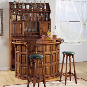klassischer Barschrank
