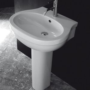 bodenstehendes Waschbecken