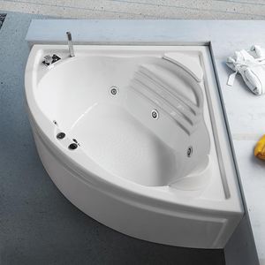 Badewanne für Eckeinbau
