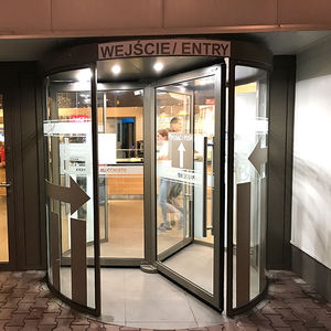 raumhohes Drehkreuz