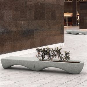 Beton-Pflanzkübel