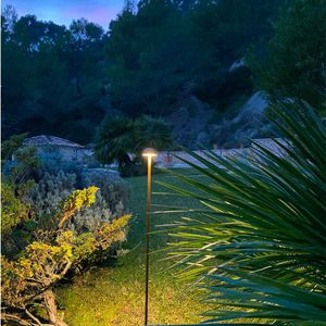 Leuchtpoller für Garten 1