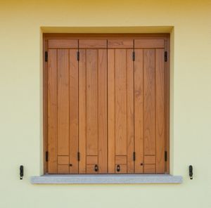 faltbarer Fensterladen 1