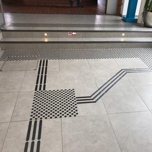 alkoholbeständiger Blindenleitplatte