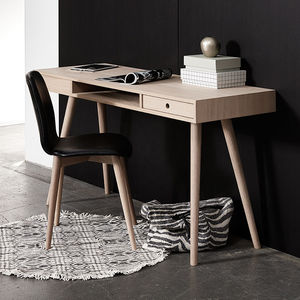 Schreibtisch aus Eiche / aus Nussbaum / modern