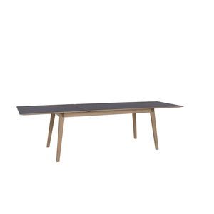 Esstisch / skandinavisches Design