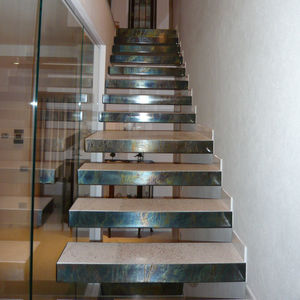 gerade Treppe