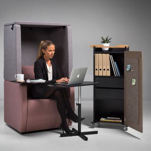 moderner Computertisch