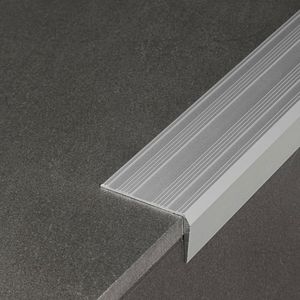 PVC-Treppenkante 1