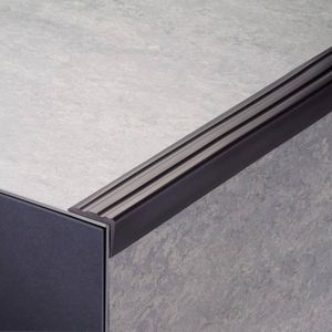 PVC-Treppenkante 1