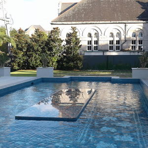 Verstellbarer Schwimmbeckenboden 1