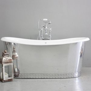 freistehende Badewanne / oval / Gusseisen / Edelstahl