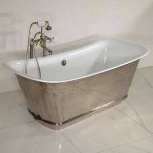 freistehende Badewanne / oval / Gusseisen / emailliertes Metall