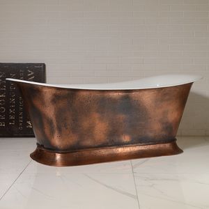 freistehende Badewanne / oval / Gusseisen / Kupfer