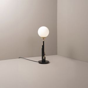 Tischlampe