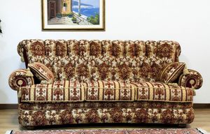 klassisches Sofa