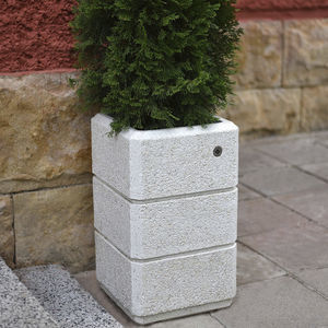 Faserbeton-Pflanzkübel