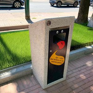 Betonabfallbehälter