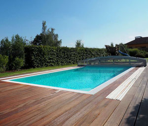 Überlaufschwimmbecken