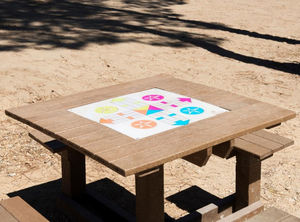 Spieltisch für Kinder / für Außenbereich
