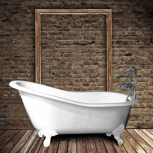 Badewanne auf Füßen