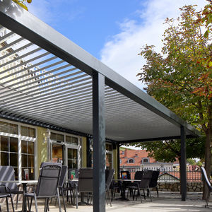 angebaute Pergola