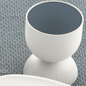 moderner Hocker