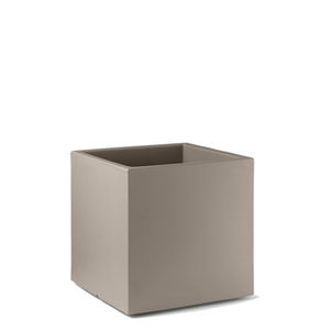 quadratisches Pflanzgefäß 1