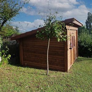 Holz-Gartenhaus