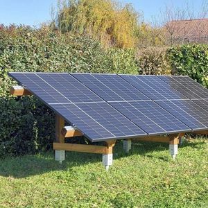 planes Photovoltaik-Solarmodul