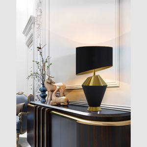 Tischlampe 1