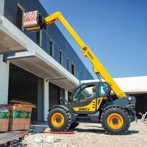 Teleskoplader für Baustelle