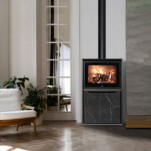 Holz-Kaminofen 1