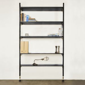 wandmontiertes Regal / modern / aus Eiche / Stahl