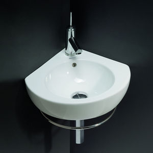 Wand-Waschbecken / für Eckeinbau / Keramik / modern