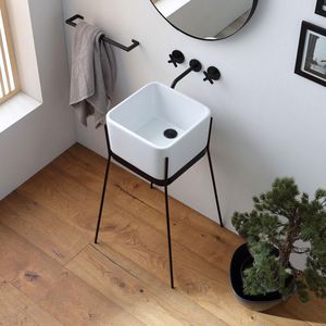 bodenstehendes Waschbecken