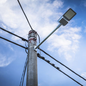 Lichtmast für Straße 1
