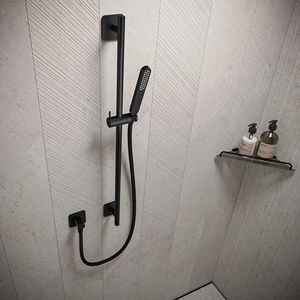wandmontiertes Duschsystem