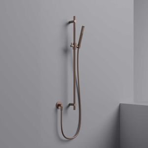 wandmontiertes Duschsystem