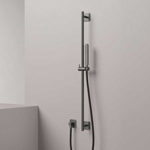 wandmontiertes Duschsystem