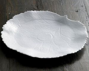 Flache-Teller / Präsentier / rund / aus Limoges-Porzellan