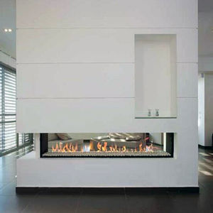 Gaskamin / modern / geschlossene Feuerstelle / Zentral
