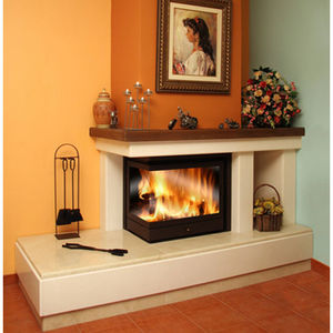 Holzkamin / modern / geschlossene Feuerstelle / für Ecken