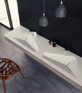 Wand-Waschbecken 1